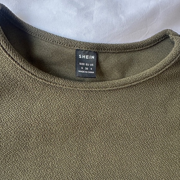 SHEIN Olive Green Ruffle Sleeve Bodysuit - Picture 2 of 7